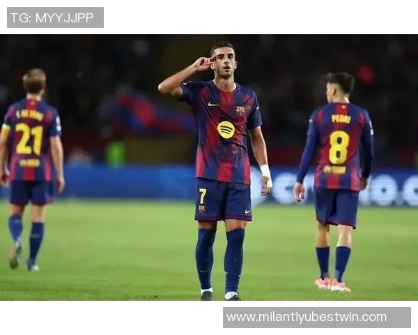 巴萨确认费兰托雷斯左腿肌肉超负荷但无损伤可继续参赛